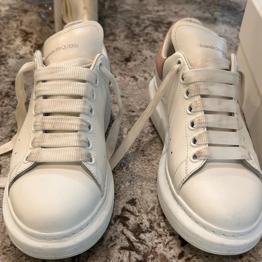 Alexander McQueen Oversized  Women's Sneakers, White/Patchouli, Size 9.5 US - Picture 3 of 13